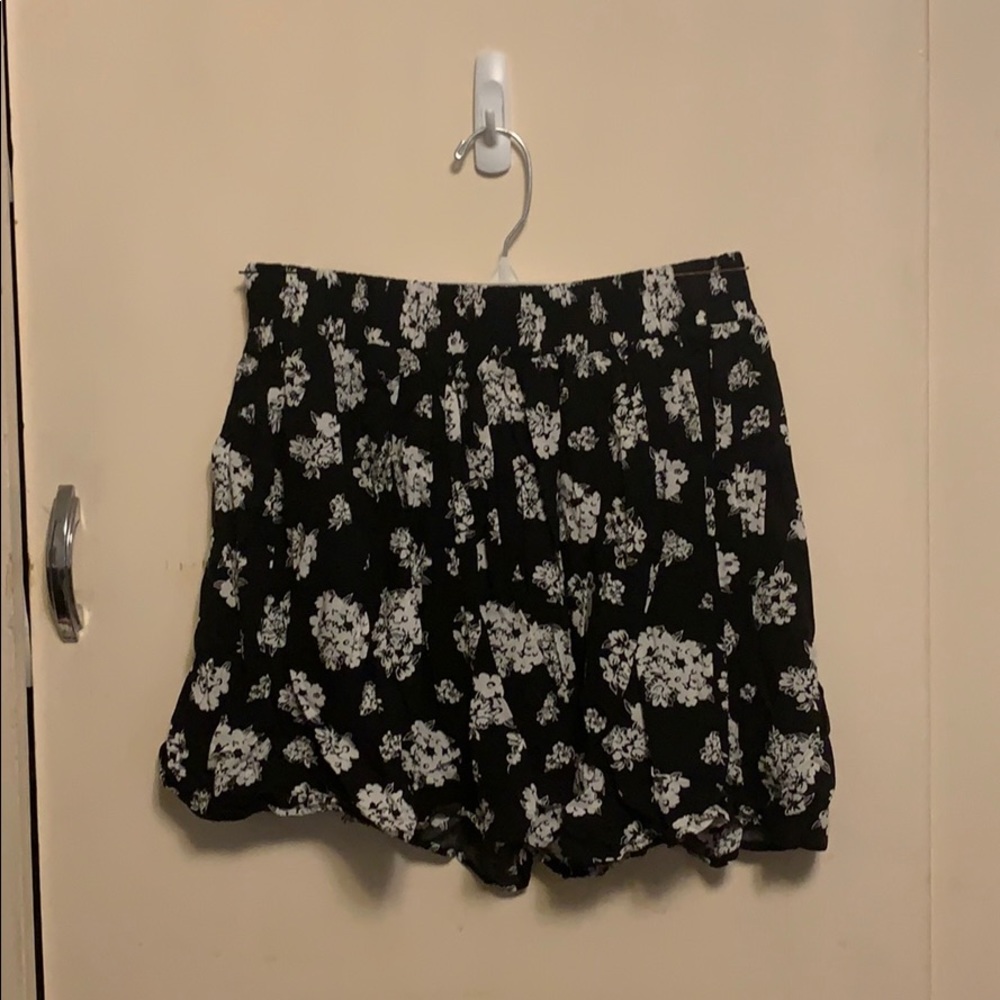 Short skirt